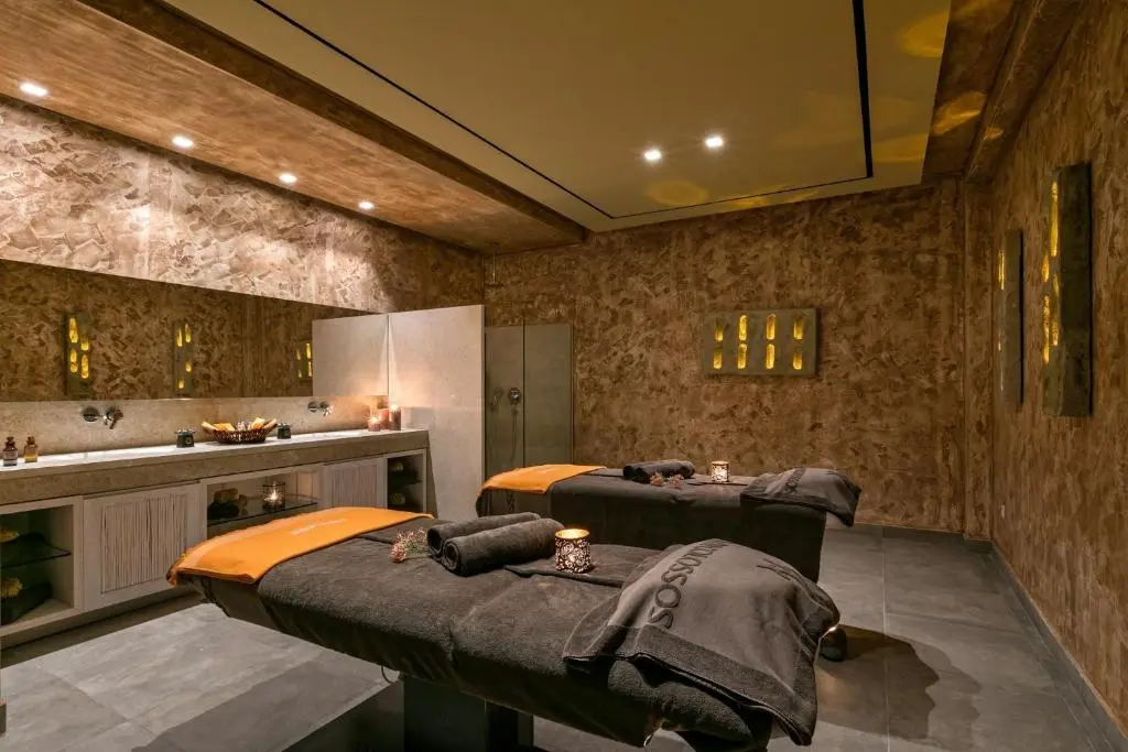 Amada Colossos Resort gallery image 14