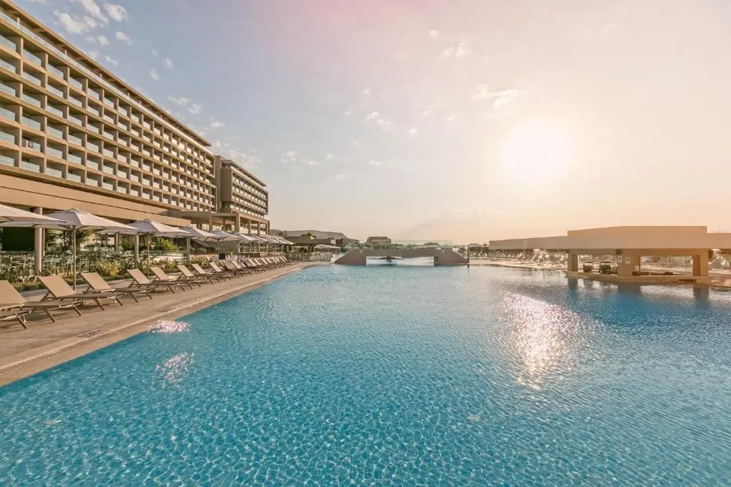 Amada Colossos Resort gallery image 2