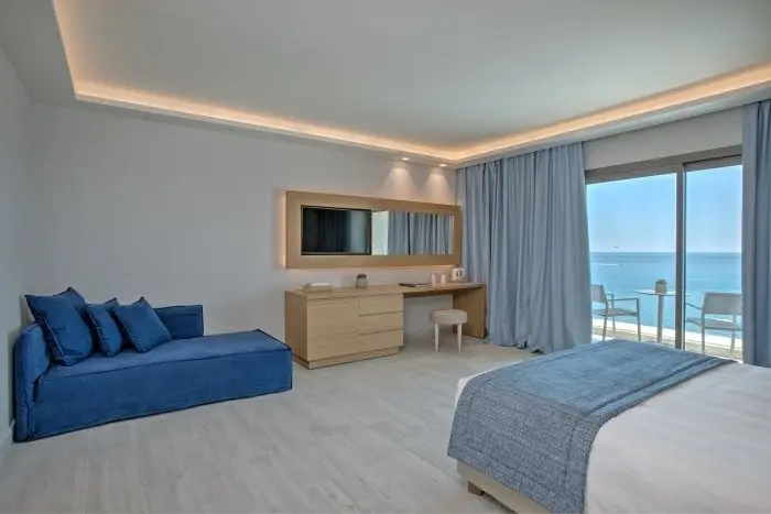 Amada Colossos Resort gallery image 28