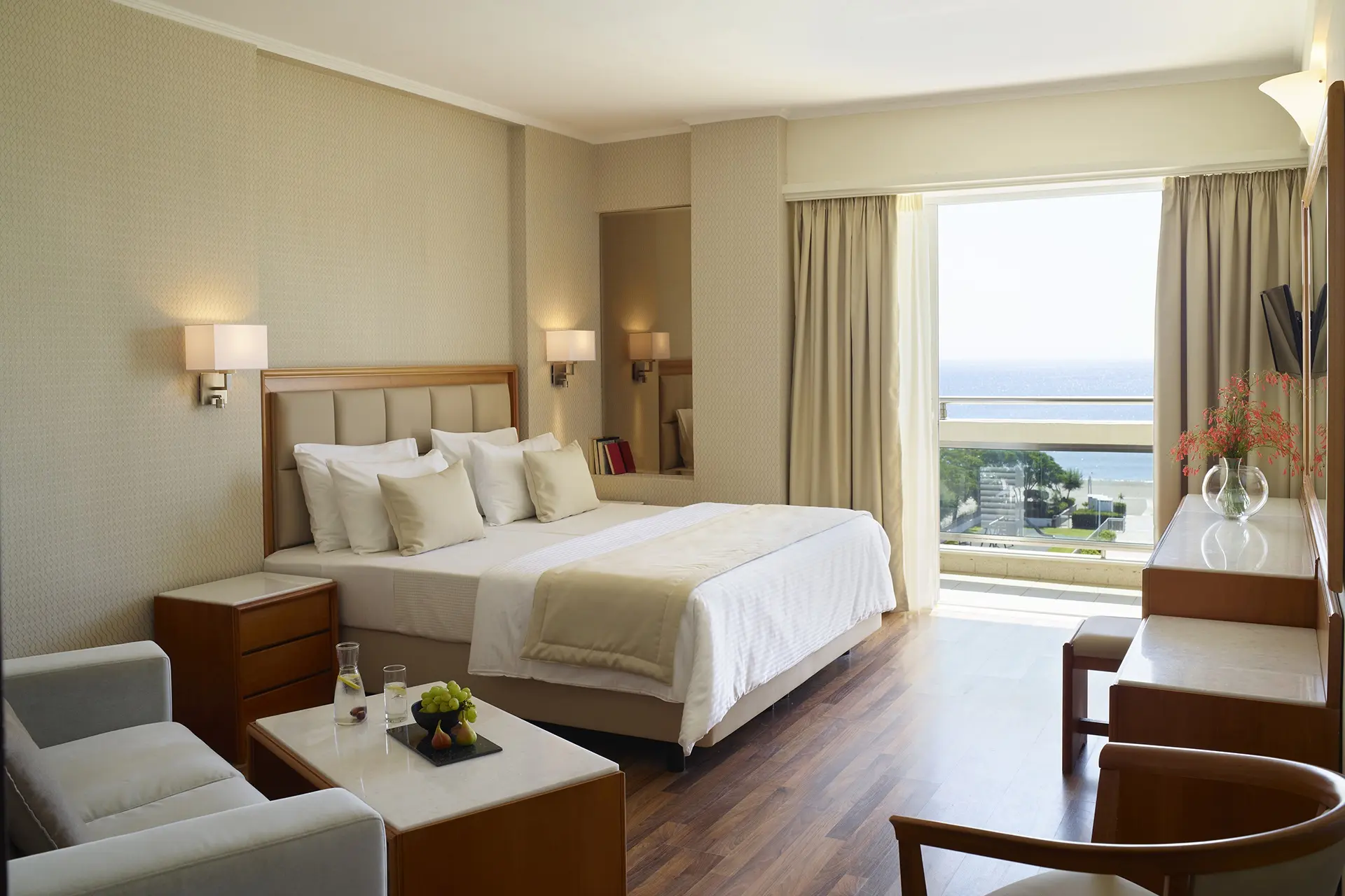 Apollo Beach Hotel gallery image 12