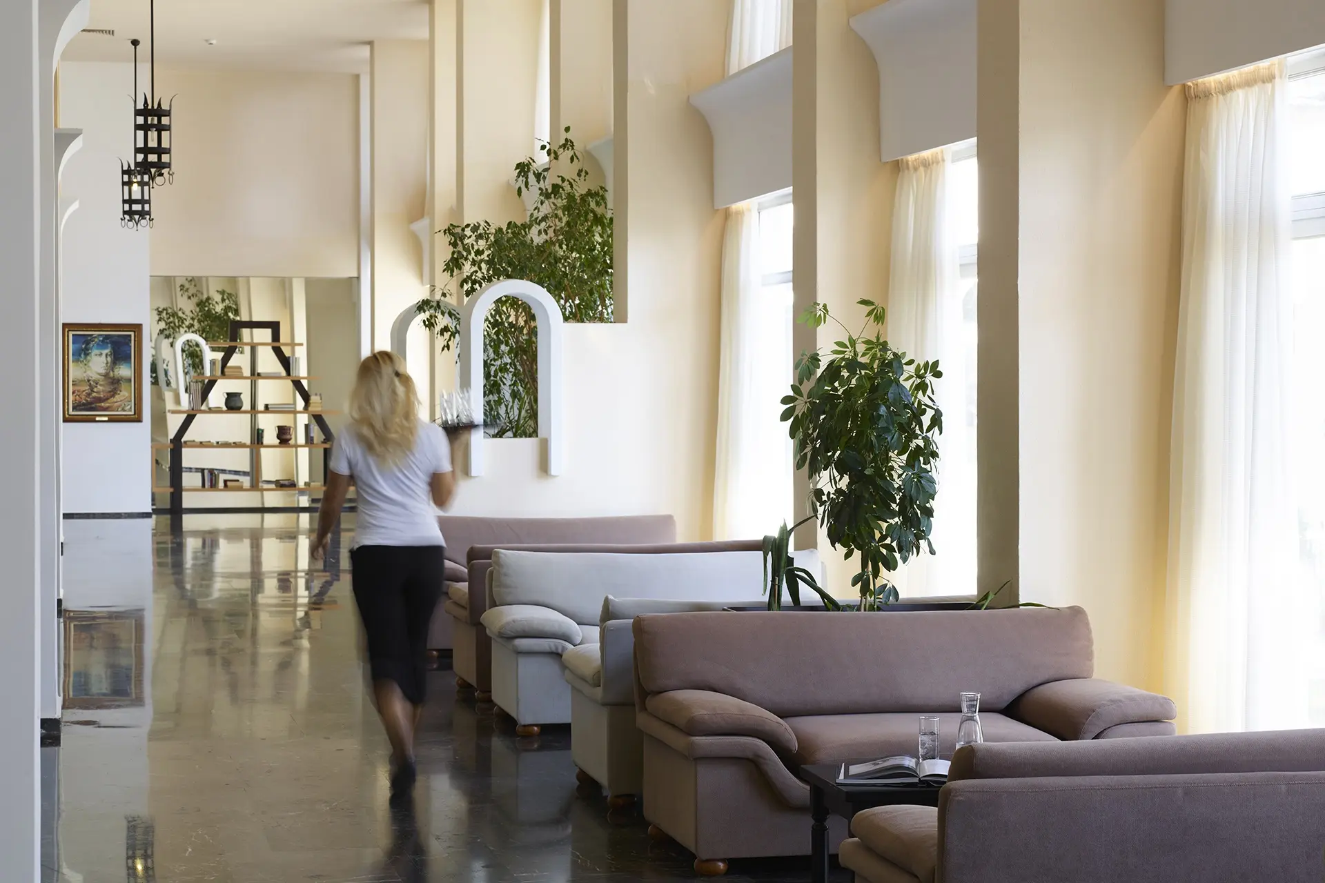 Apollo Beach Hotel gallery image 7
