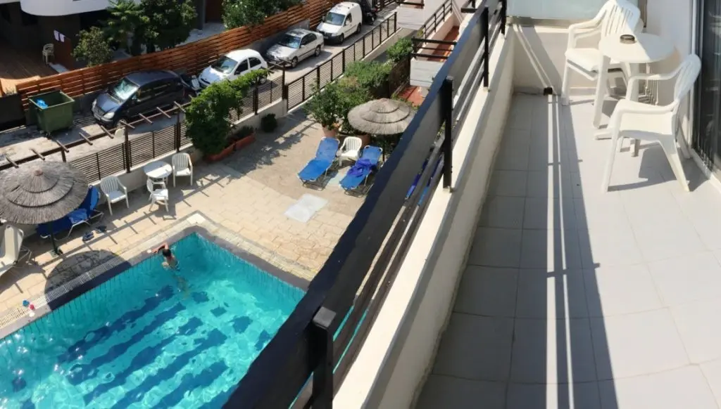 Caravel Apartments gallery image 2
