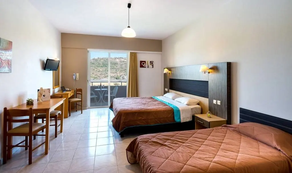 Zoes Hotel gallery image 10