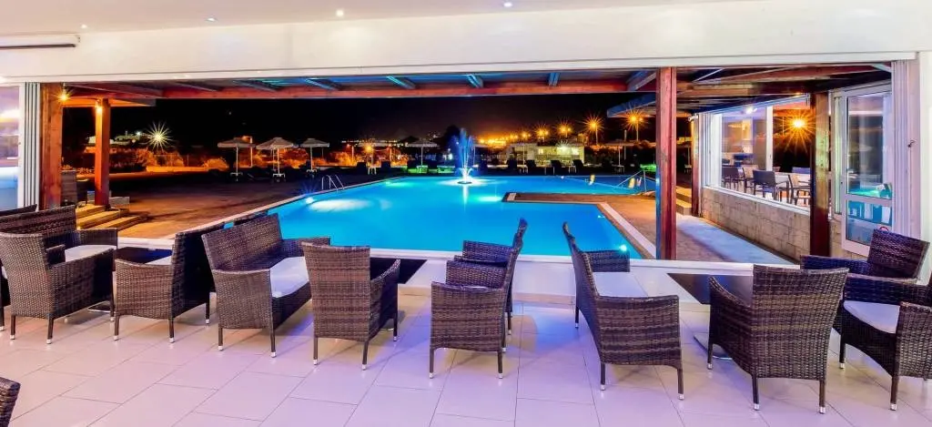 Zoes Hotel gallery image 3