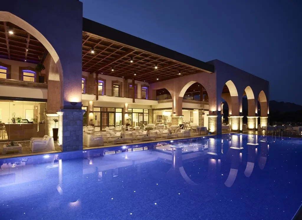Boutique 5 Hotel & Spa