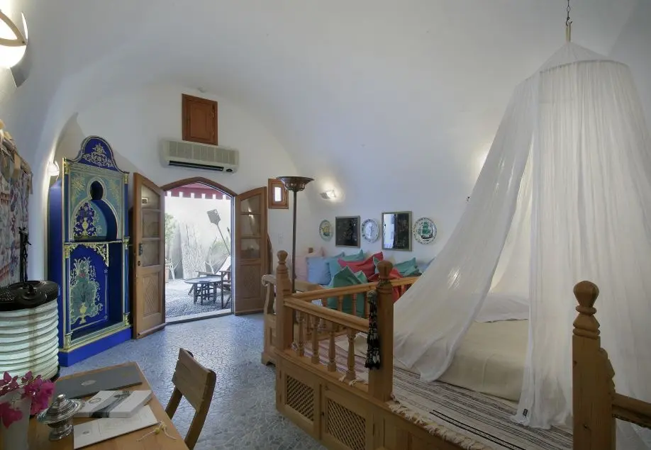Melenos Suites gallery image 12