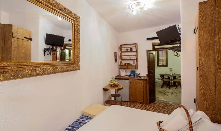 Lindos Boutique gallery image 5