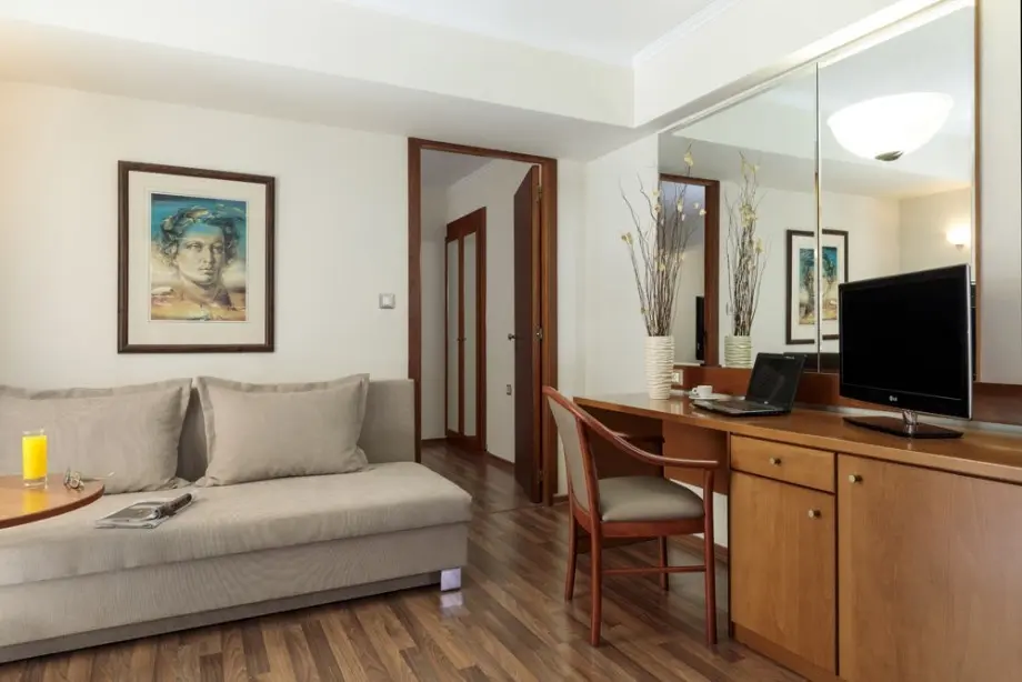 Best Western Plaza Hotel gallery image 8