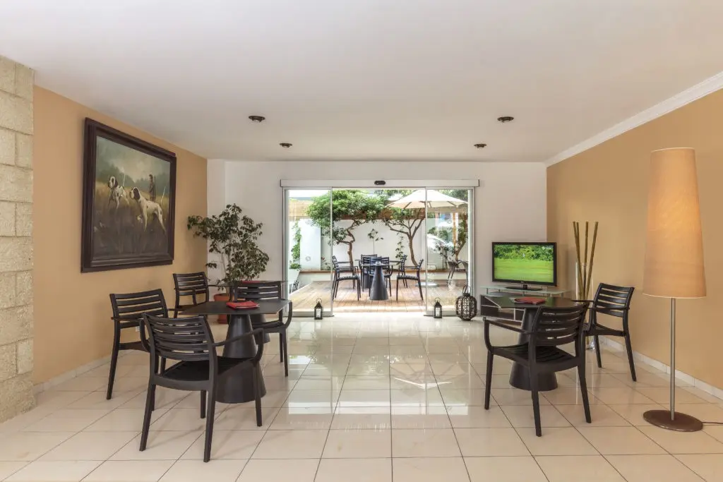 Athena Hotel gallery image 4