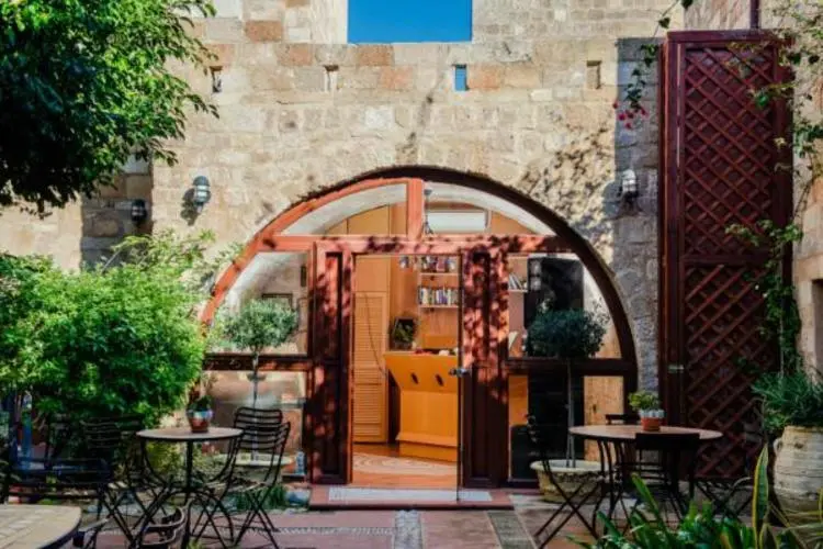 Avalon Boutique  Hotel gallery image 2