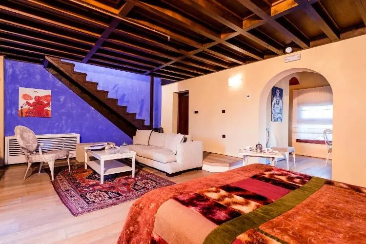 Avalon Boutique  Hotel gallery image 5