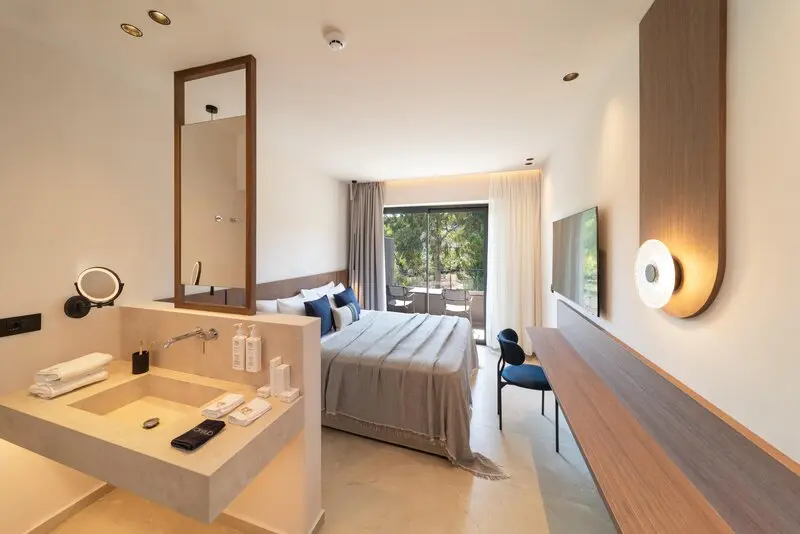 Achousa Hotel gallery image 16