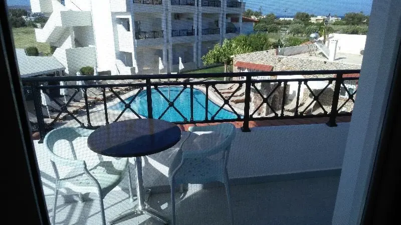 Bright Star Apartments gallery image 6