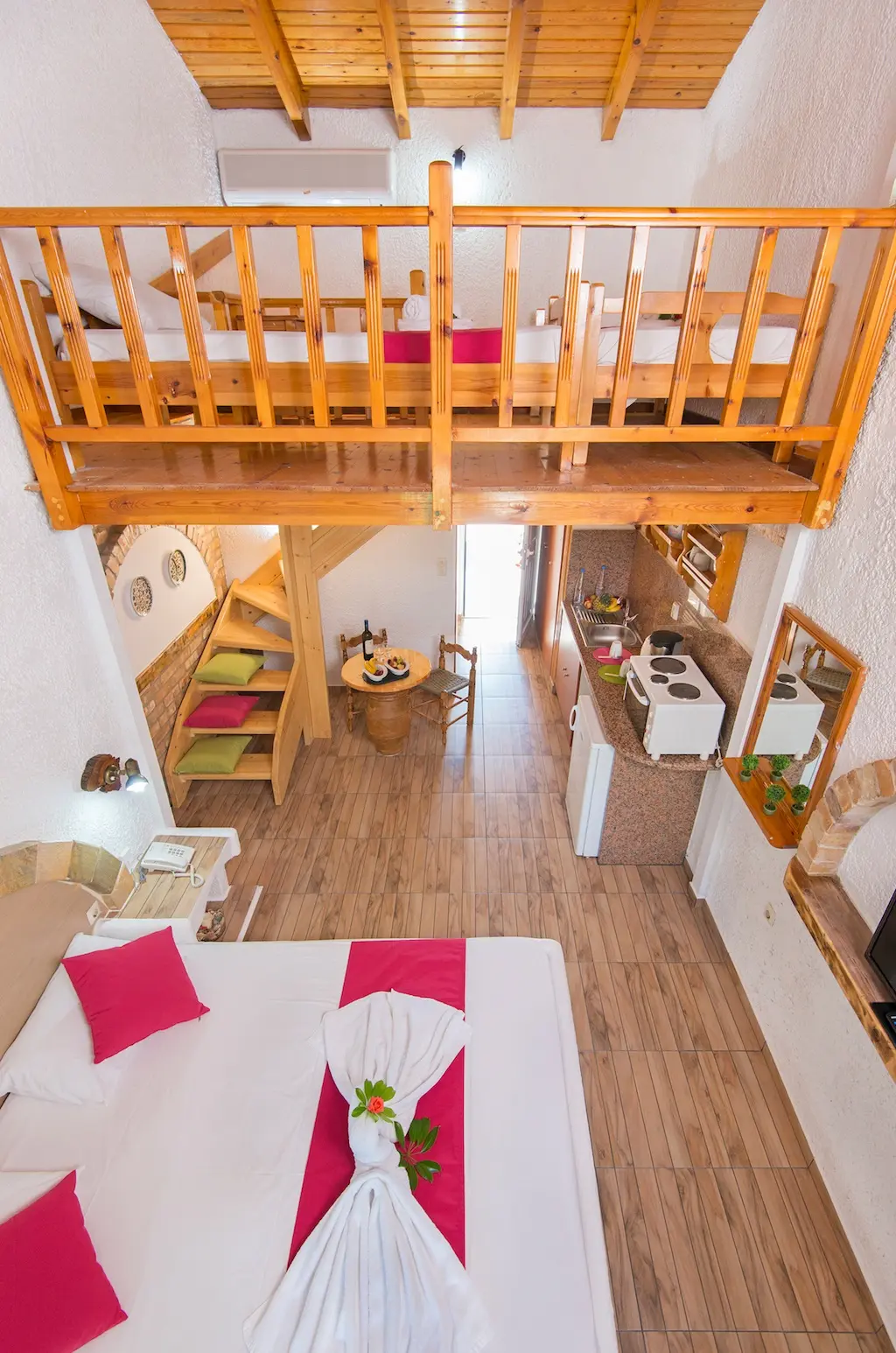Elefteria Apartments gallery image 9