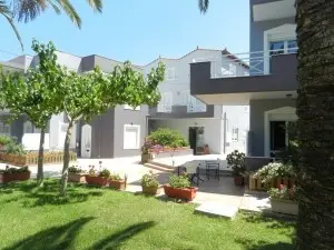 Athena Aparthotel gallery image 1