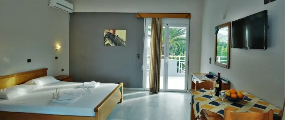 Athena Aparthotel gallery image 4