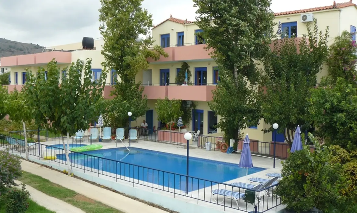 Leonidas Aparthotel