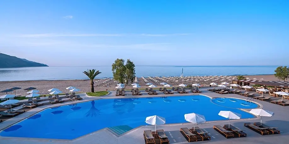 Pilot Beach Resort Hotel gallery image 1