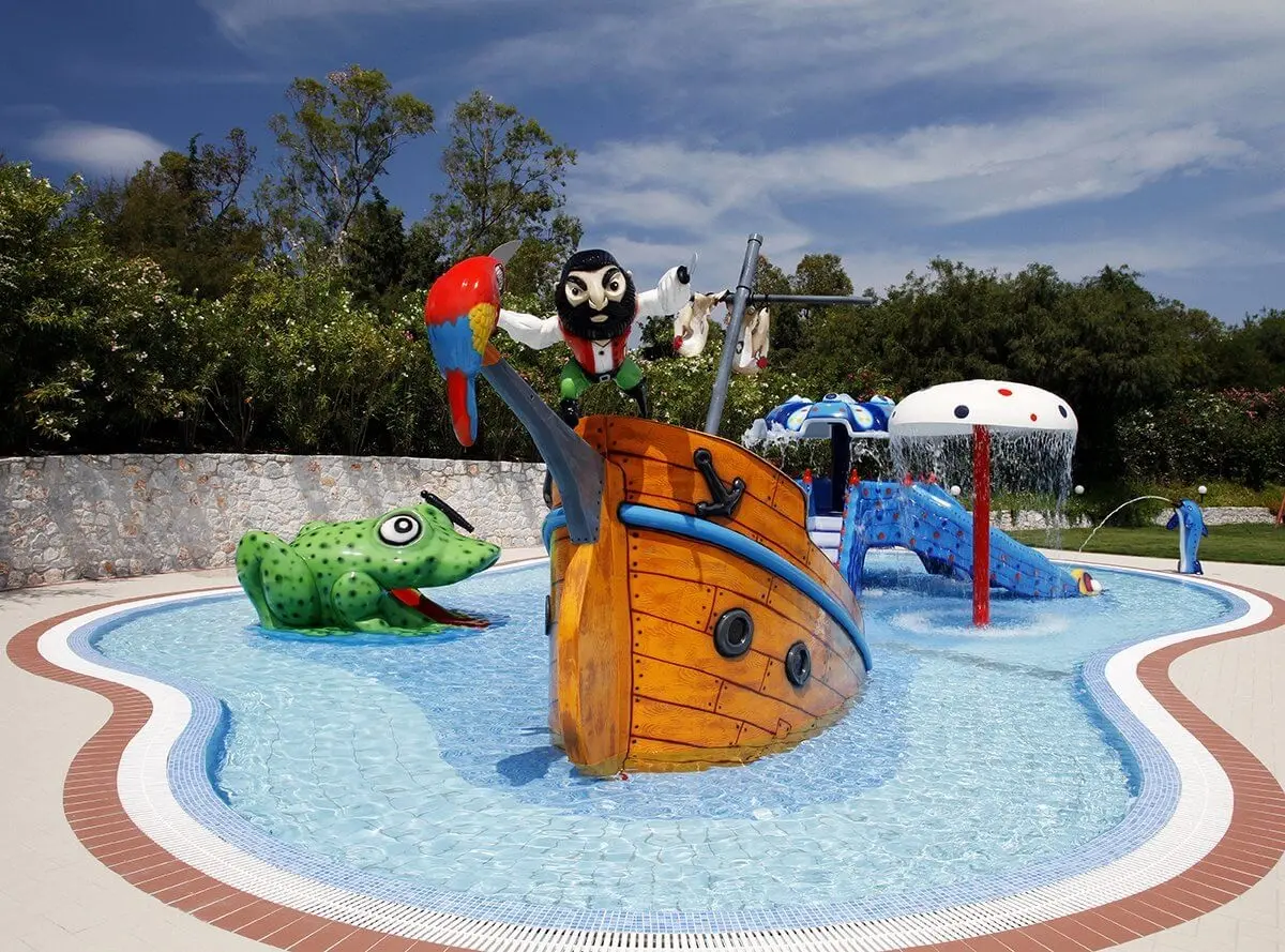 Pilot Beach Resort Hotel gallery image 3