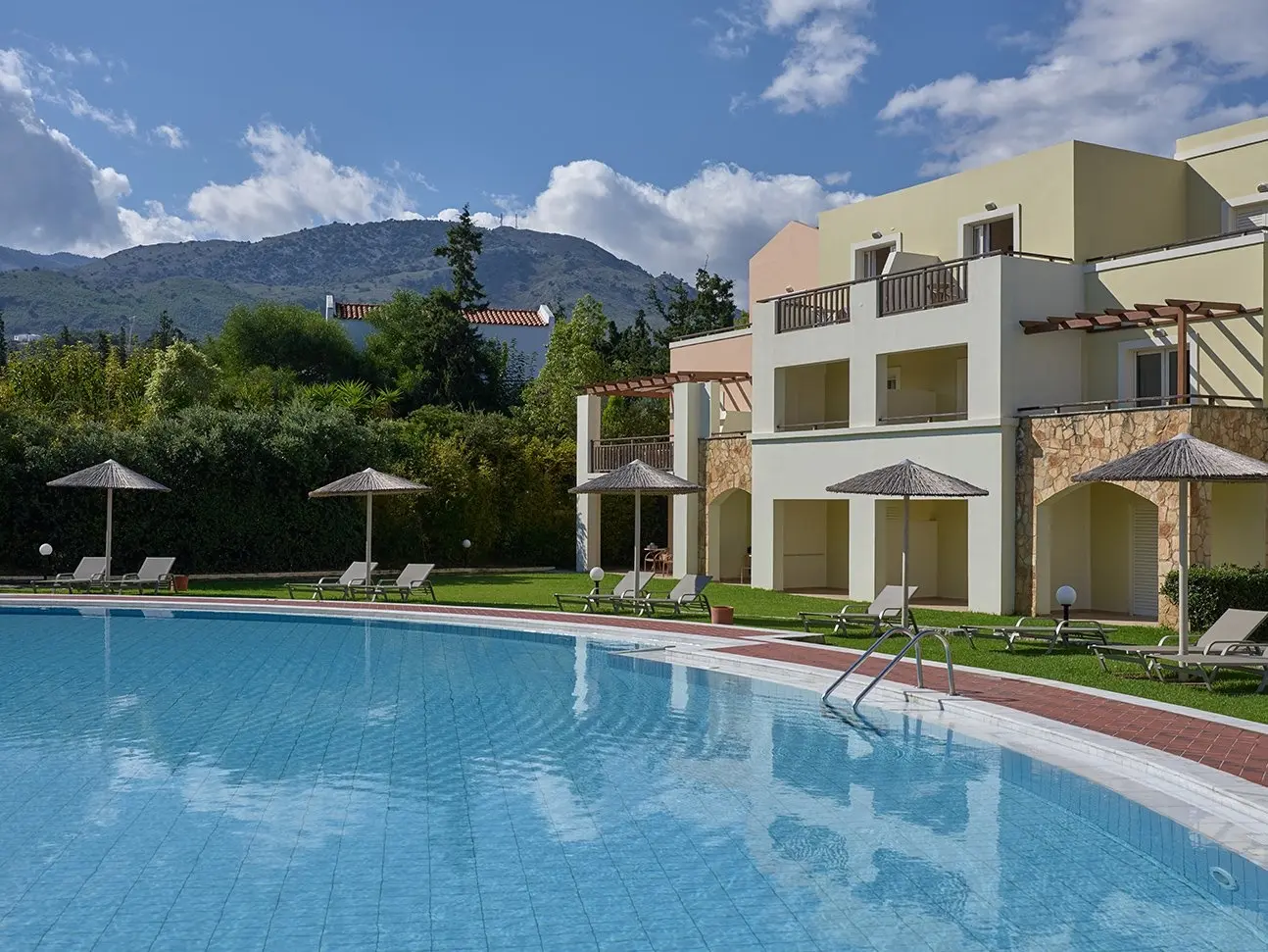 Pilot Beach Resort Hotel