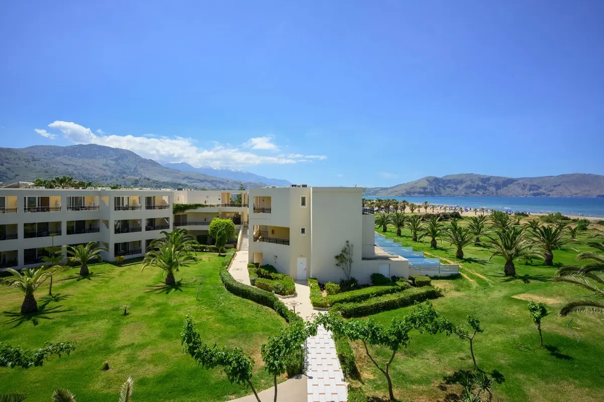 Vantaris Beach Hotel gallery image 4