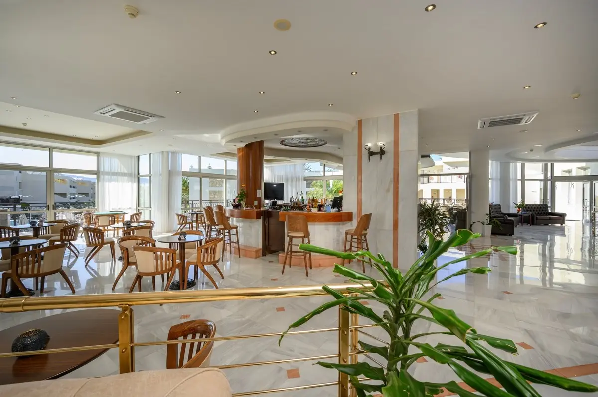Vantaris Beach Hotel gallery image 8