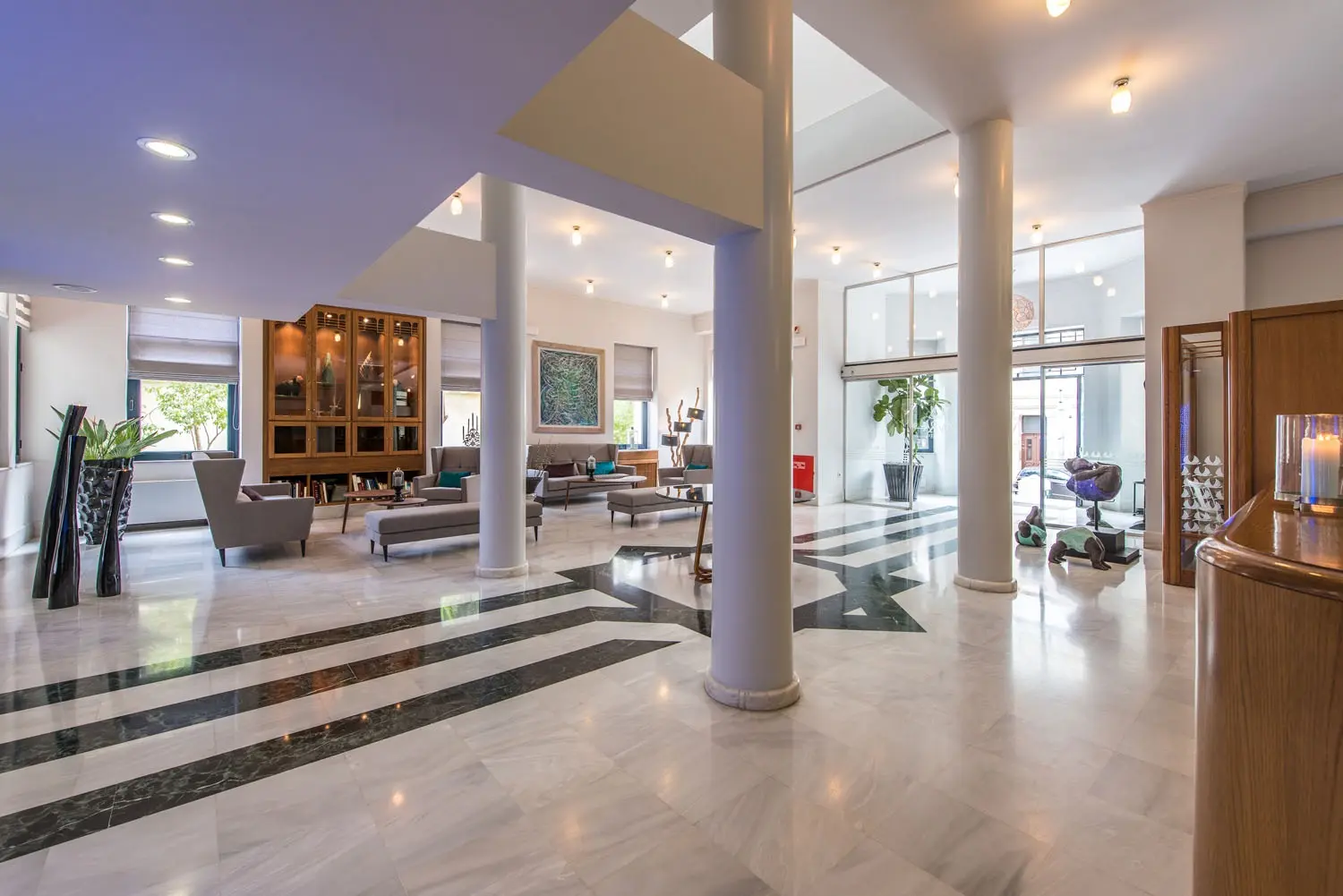 Avra City Hotel gallery image 3