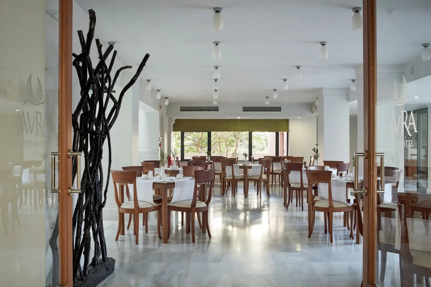 Avra City Hotel gallery image 5