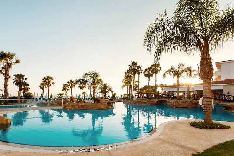 Leonardo Cypria Bay Hotel