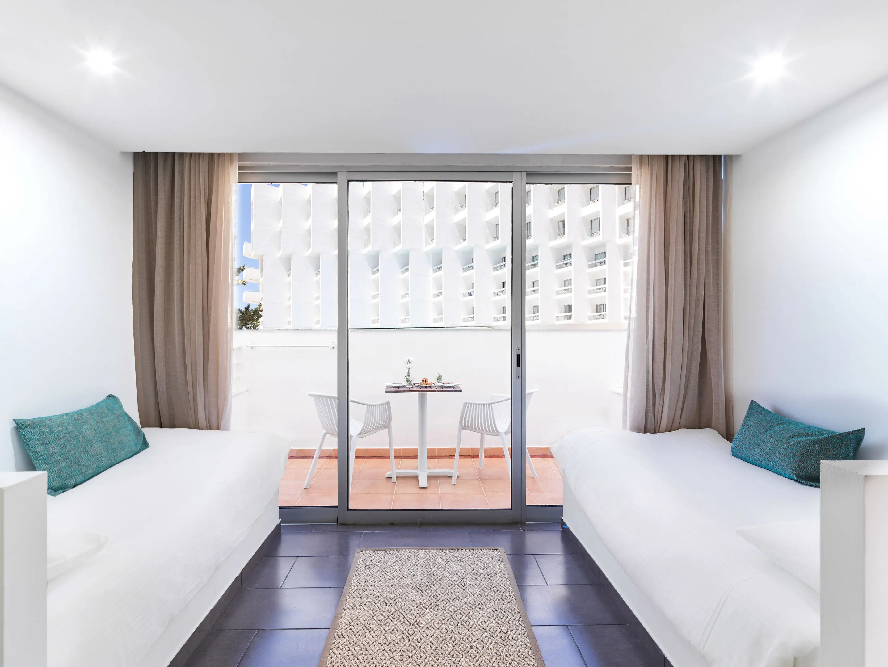 Leonardo Cypria Bay Hotel gallery image 20