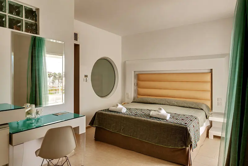 Leonardo Cypria Bay Hotel gallery image 11