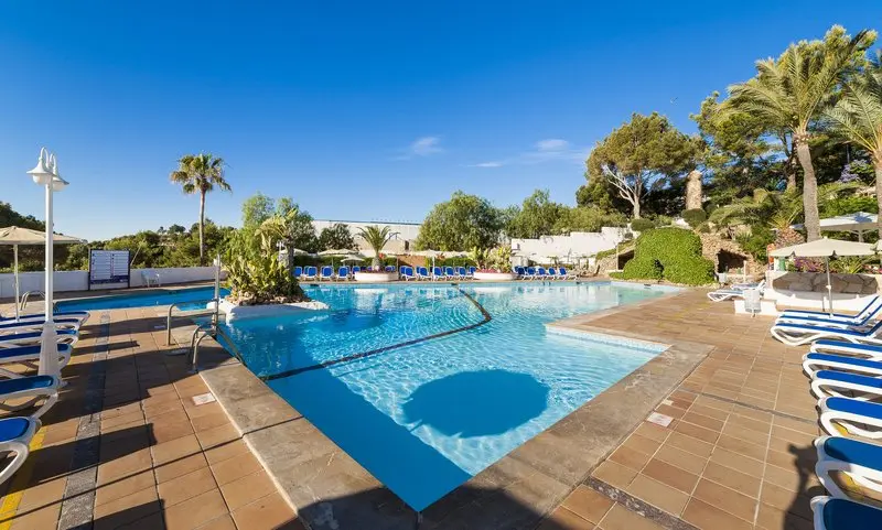 Globales Mimosa Hotel gallery image 4