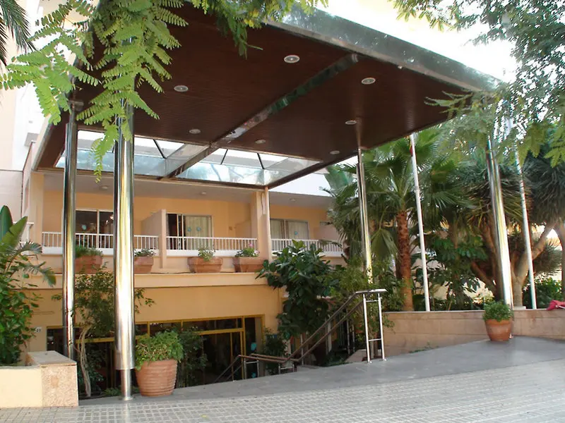 Globales Mimosa Hotel gallery image 7