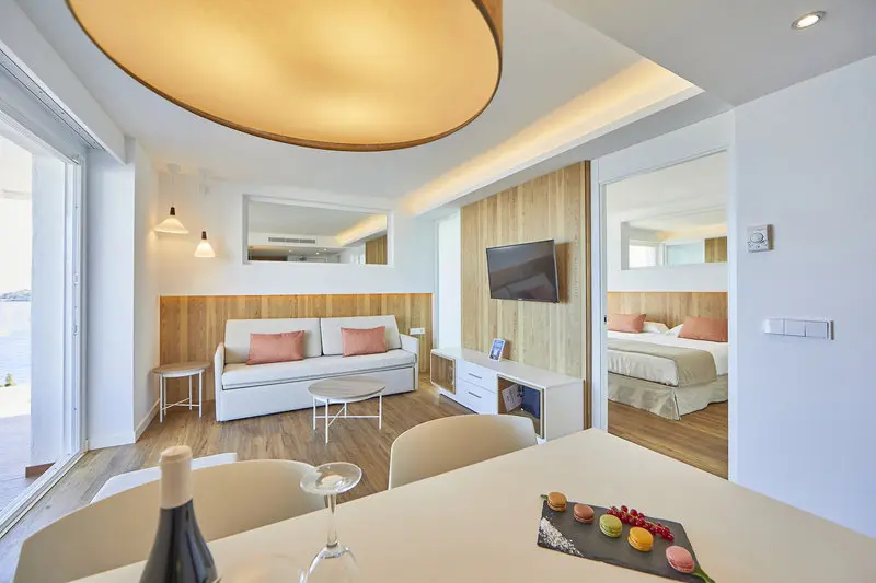 Ponent Mar Apartments gallery image 10