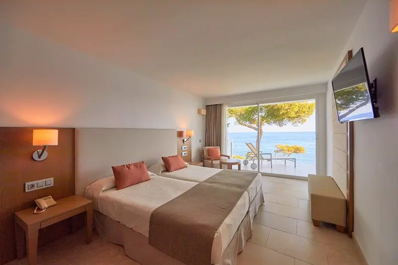 Ponent Mar Apartments gallery image 12