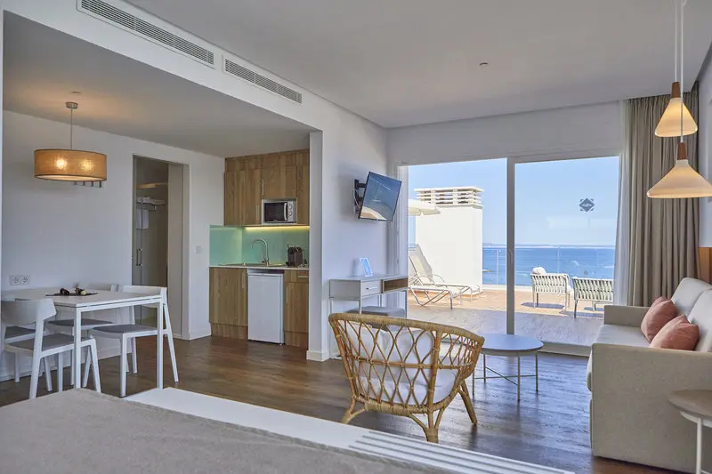 Ponent Mar Apartments gallery image 15
