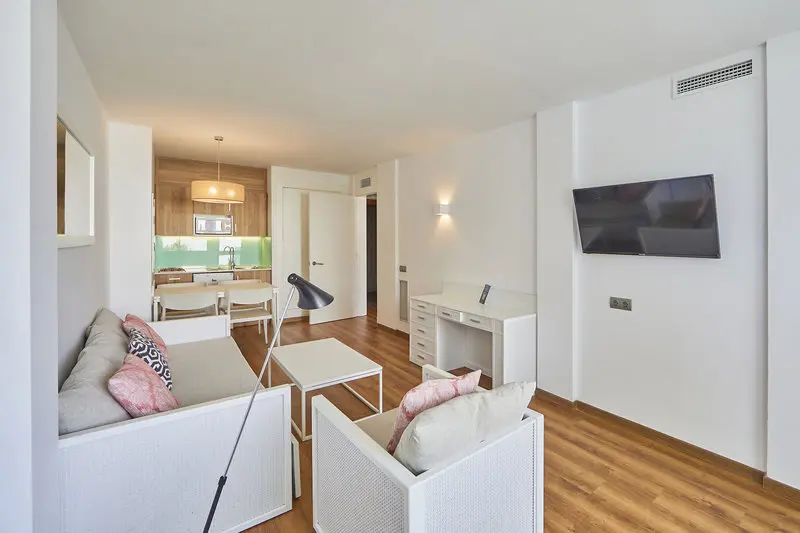 Ponent Mar Apartments gallery image 20