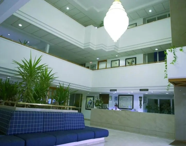 Ponent Mar Apartments gallery image 22