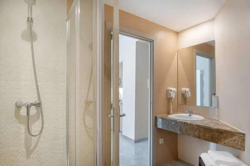 Sol Lunamar Apartments gallery image 19