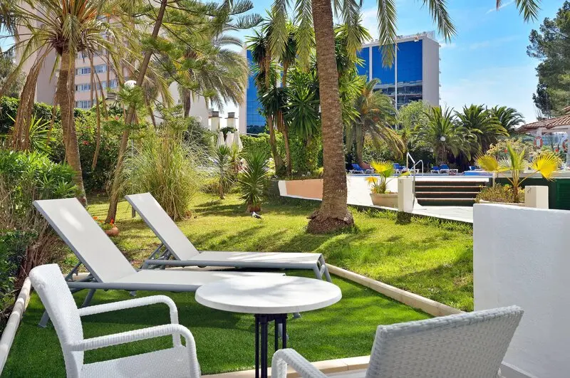 Sol Lunamar Apartments gallery image 20