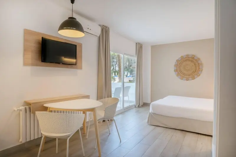 Sol Lunamar Apartments gallery image 23