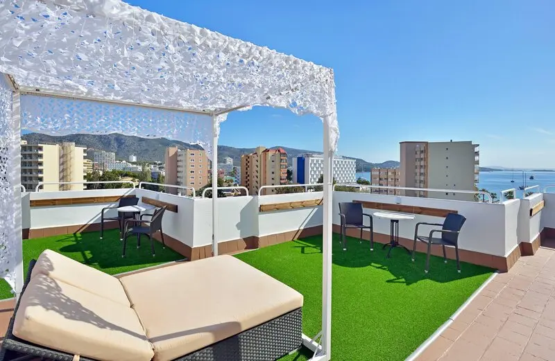 Sol Lunamar Apartments gallery image 24