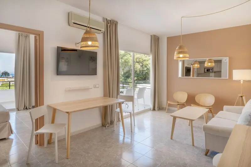 Sol Lunamar Apartments gallery image 29