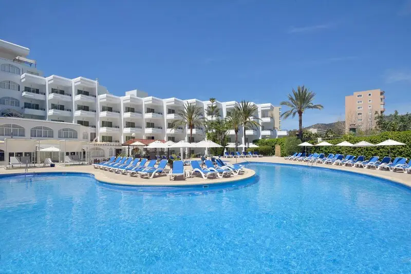 Sol Lunamar Apartments gallery image 2