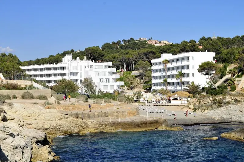 Fergus Style Cala Blanca Suites gallery image 28