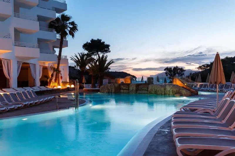 Fergus Style Cala Blanca Suites gallery image 6