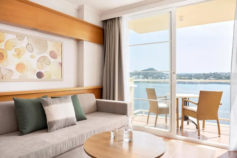 Iberostar Suite Jardin Del Sol Hotel gallery image 14