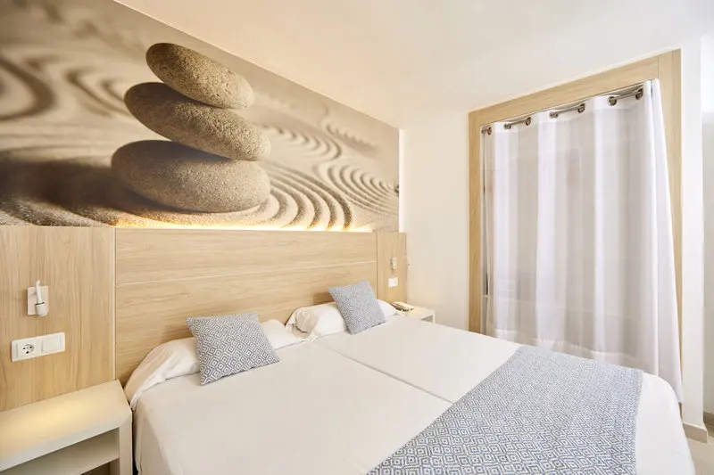 Sun Beach Santa Ponsa gallery image 14