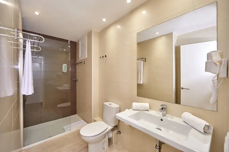 Sun Beach Santa Ponsa gallery image 19