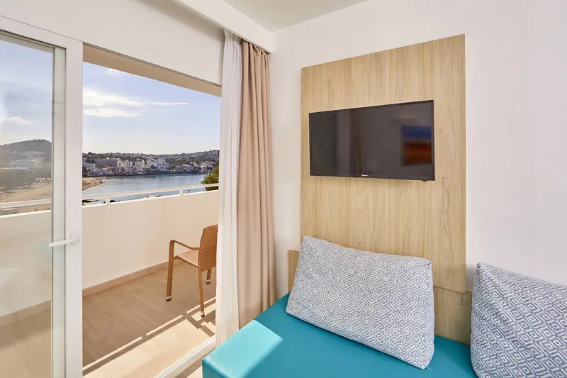 Sun Beach Santa Ponsa gallery image 26